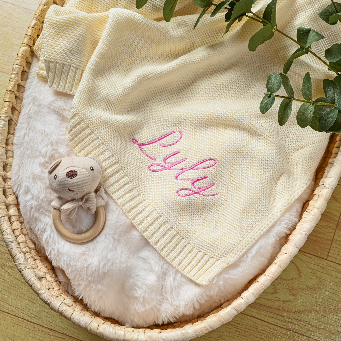Coffret Duo Douillet Personnalisé – Lapin en Peluche & couverture brodés au prénom de bébé