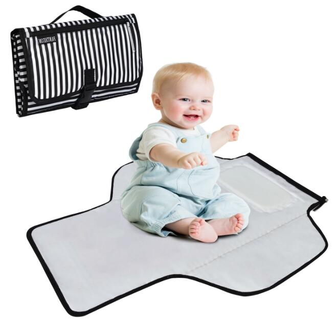 Matelas à langer pliable pour bébé – Pratique, Portable et Étanche - LylyShop
