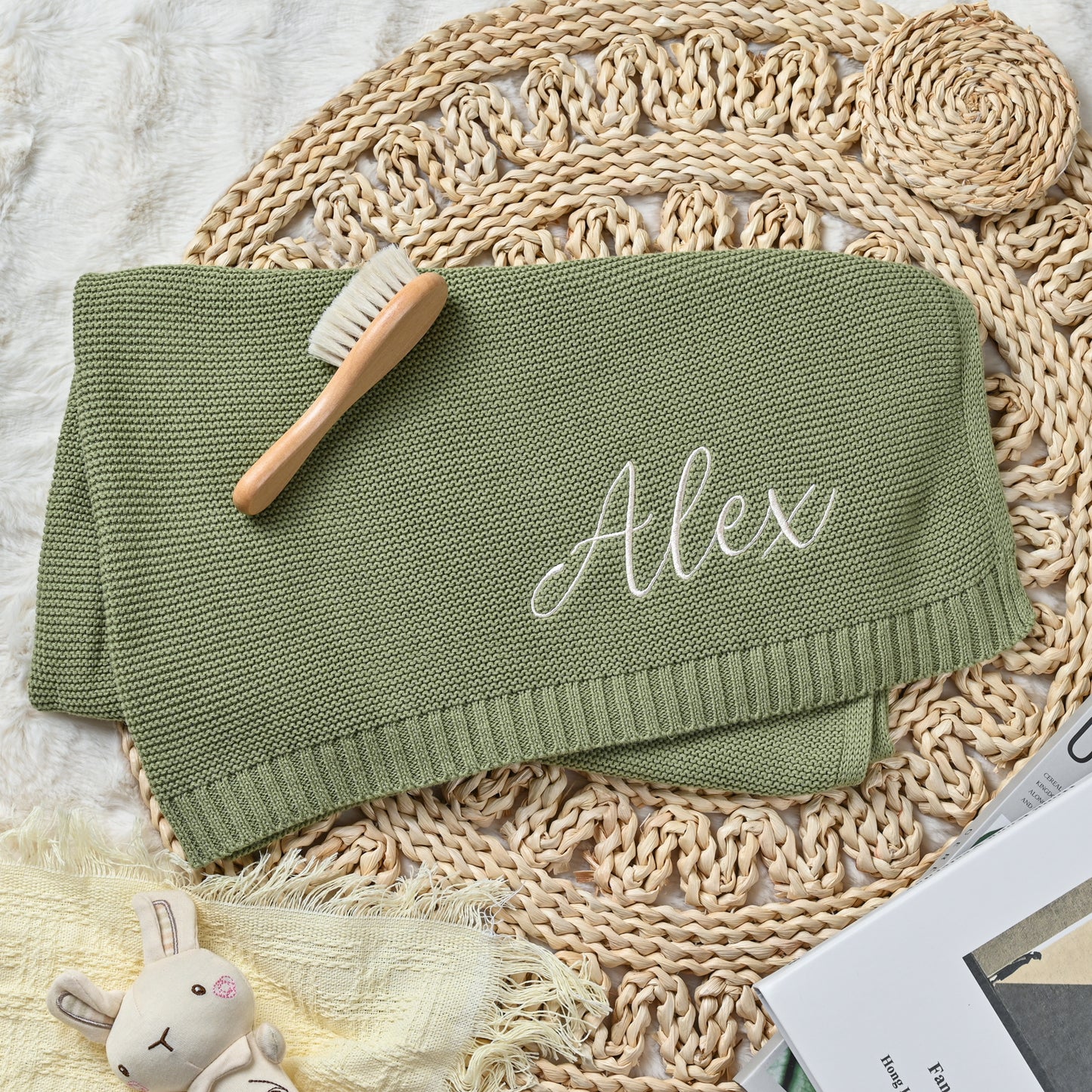 Coffret Duo Douillet Personnalisé – Lapin en Peluche & couverture brodés au prénom de bébé