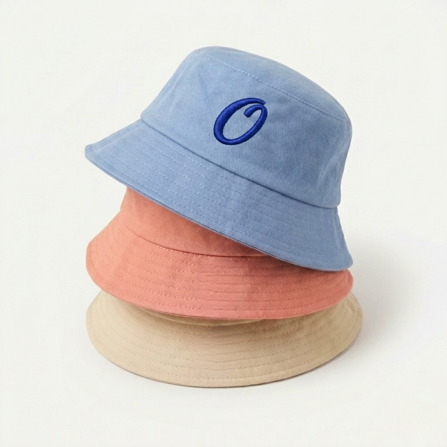 Coffret Chapeau de soleil personnalisé - Initiale brodée
