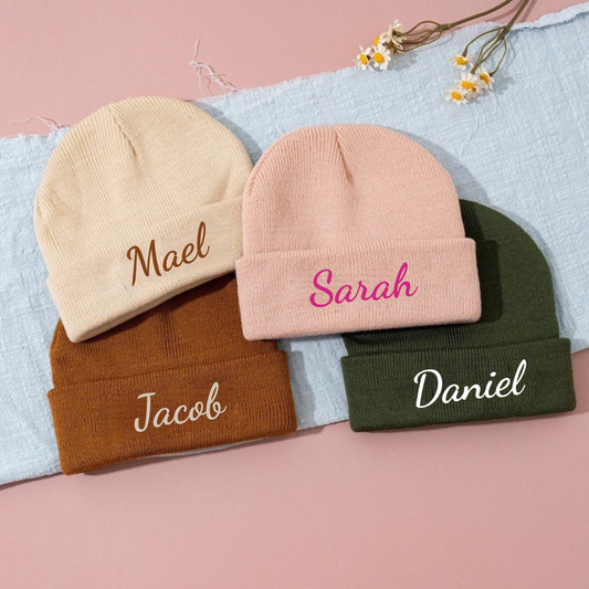 🧶 Un bonnet tout doux, brodé à son prénom