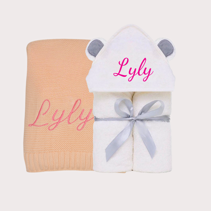 Coffret Naissance Personnalisé - Cape de bain et couverture brodées au prénom de bébé