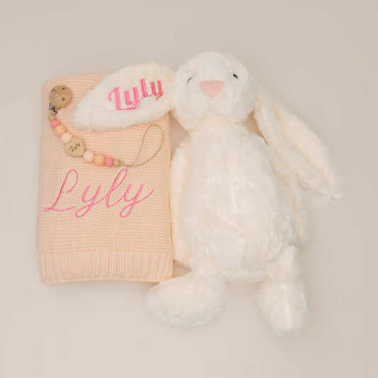 Coffret Cadeau Bébé Trio Personnalisé – Lapin, Couverture et Attache-tétine