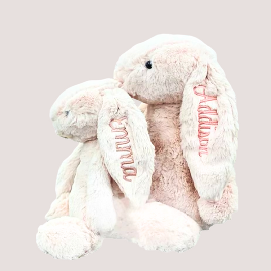 Loulou, Le Lapin en Peluche Personnalisé de Lyly